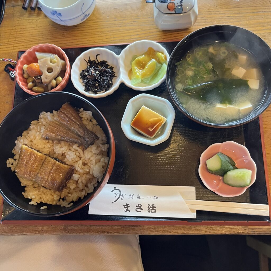 京都美食推薦|平民隱世小店! 平價鰻魚/鯖魚定食【位於北野天滿宮附近】— まさ活 - 京都美食, 北野天滿宮, 和食, 日本美食, 魚料理, 鰻魚