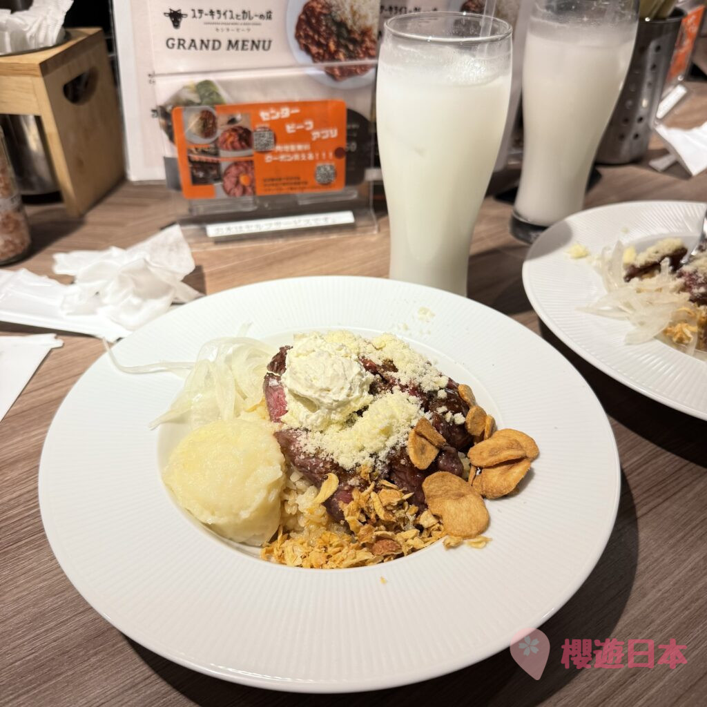 東京必吃美食推薦|人氣熟成牛肉飯【Center Beef 新宿三丁目店】爆汁牛肉+超香蒜飯超滿足!(內含其他分店地址) - 新宿美食, 日本美食, 東京, 東京美食, 洋食